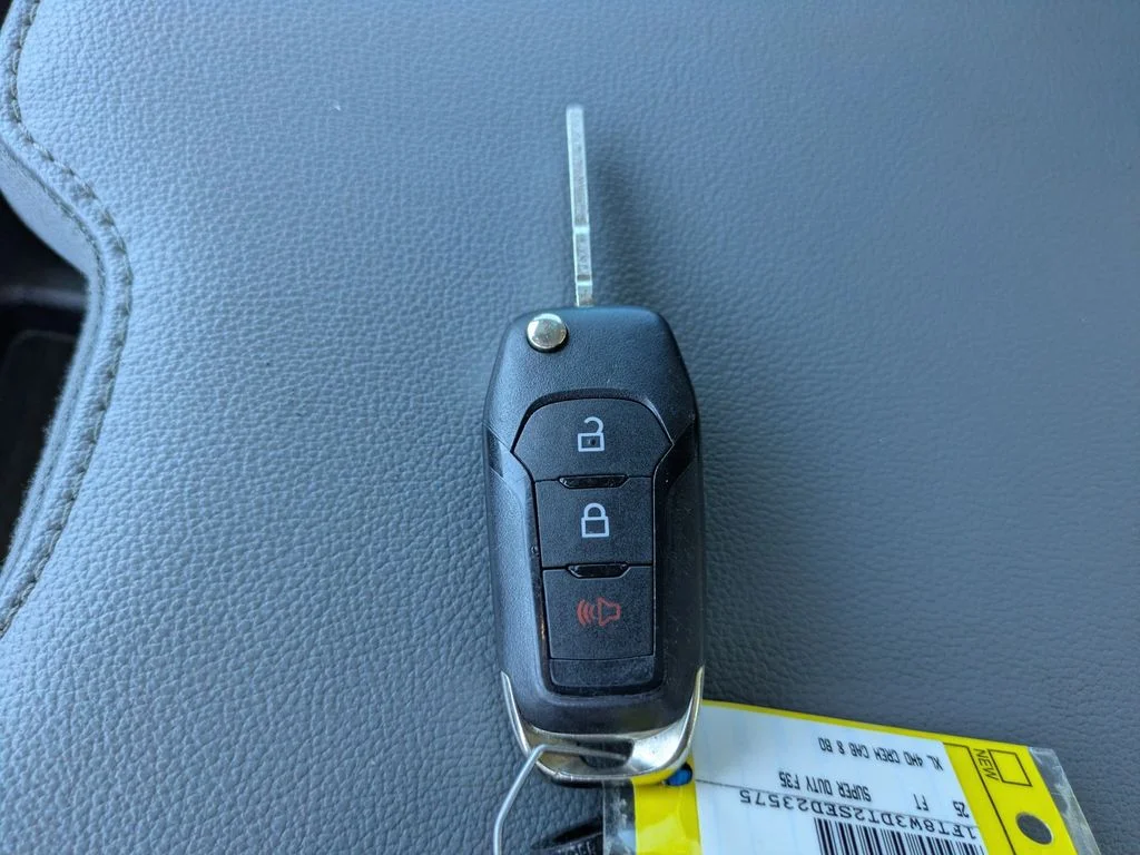 Certified Used 2025 Oxford White Ford XL image 25