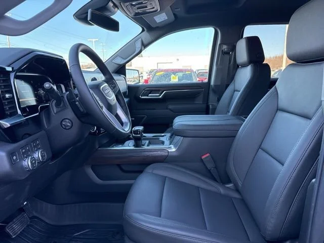 New 2026 Onyx Black GMC SLT image 10