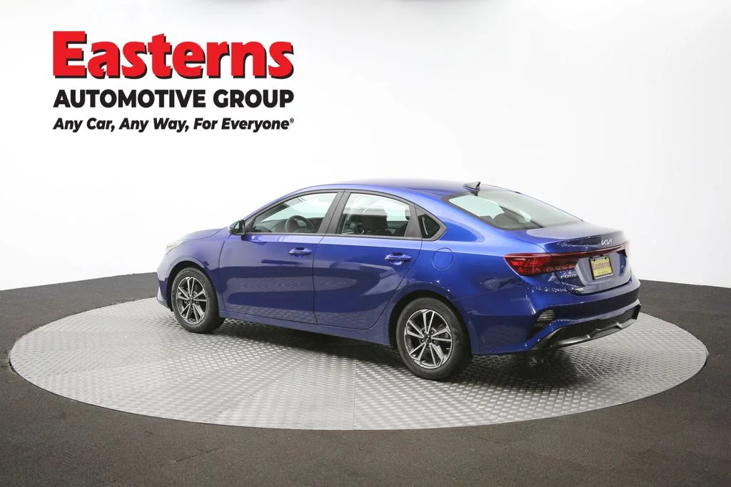 Used 2022 Blue Kia LXS image 62