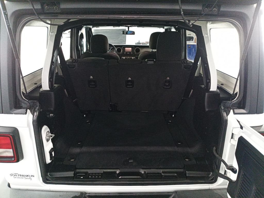Used 2020 White Jeep Unlimited Sport S image 27