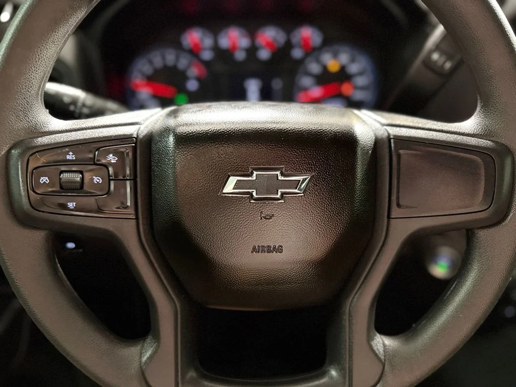 Used 2025 White Chevrolet Custom Trail Boss image 15