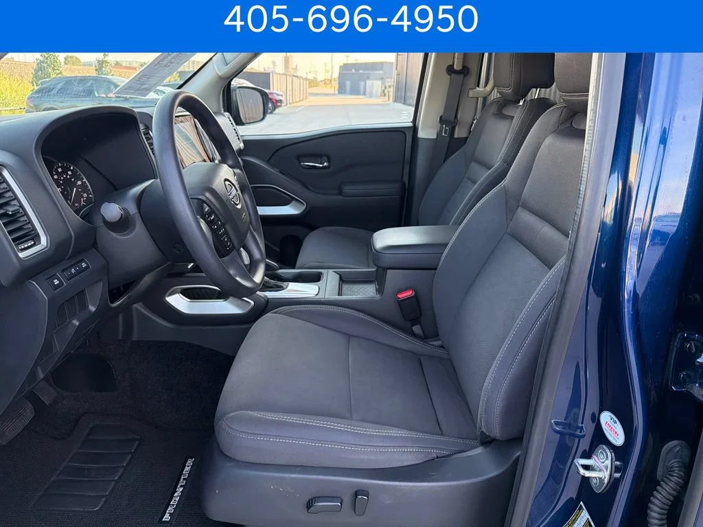Pre-Owned 2022 Nissan Frontier SV