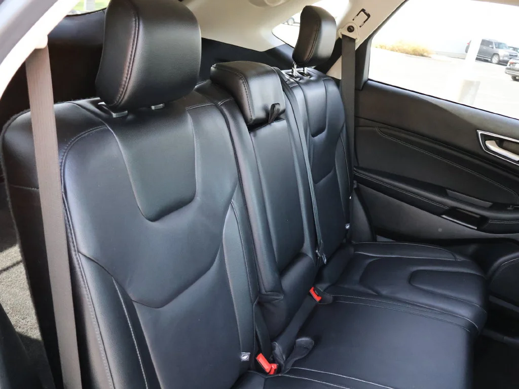 Used 2022 Silver Ford Titanium image 35