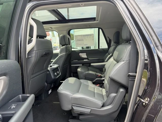 New 2026 Agate Black Metallic Ford MAX Active image 6