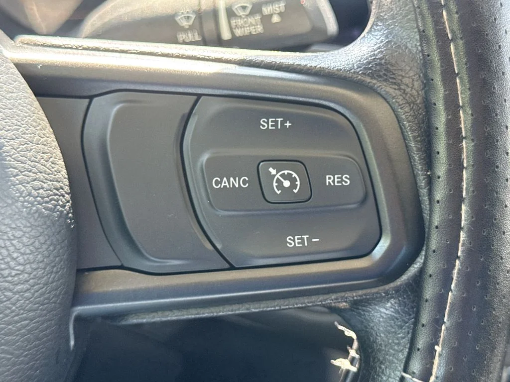 Used 2025 Black Clearcoat Jeep Nighthawk image 29