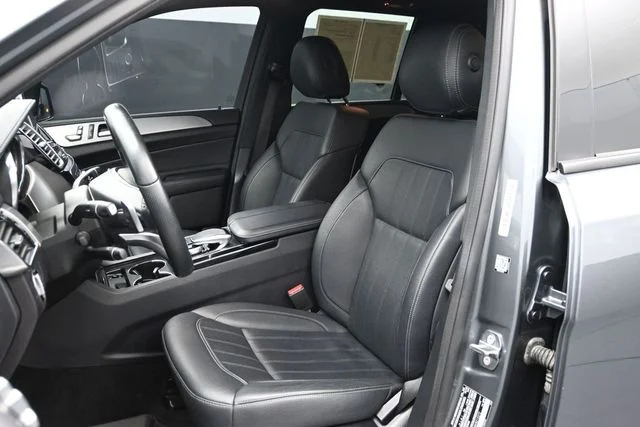 Used 2019 Gray Mercedes-Benz GLE 43 AMG® image 7