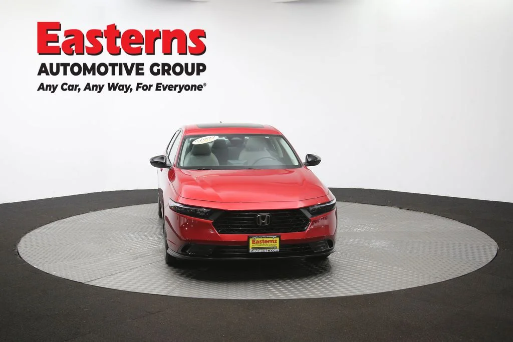 Used 2025 Red Honda SE image 52
