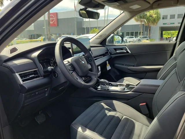 Used 2026 Gray Mitsubishi SE image 12