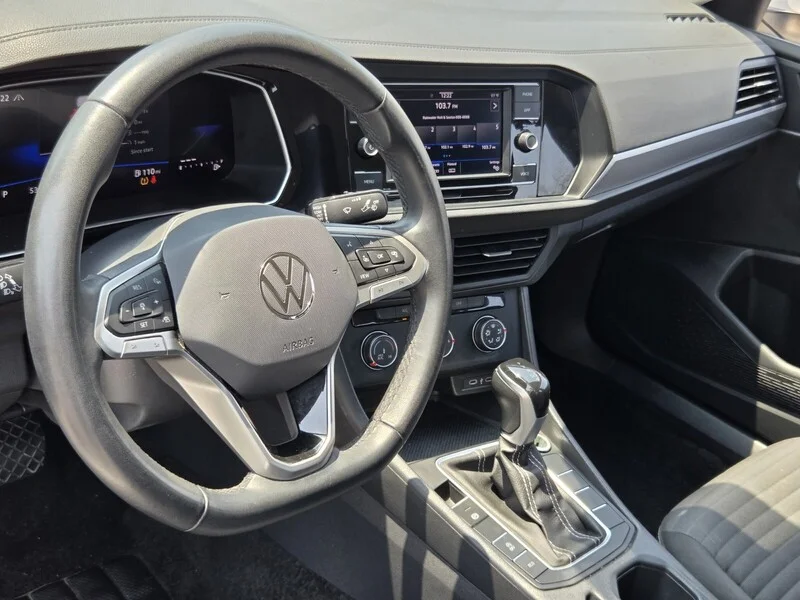 Used 2024 Pure White Volkswagen 1.5T S image 8