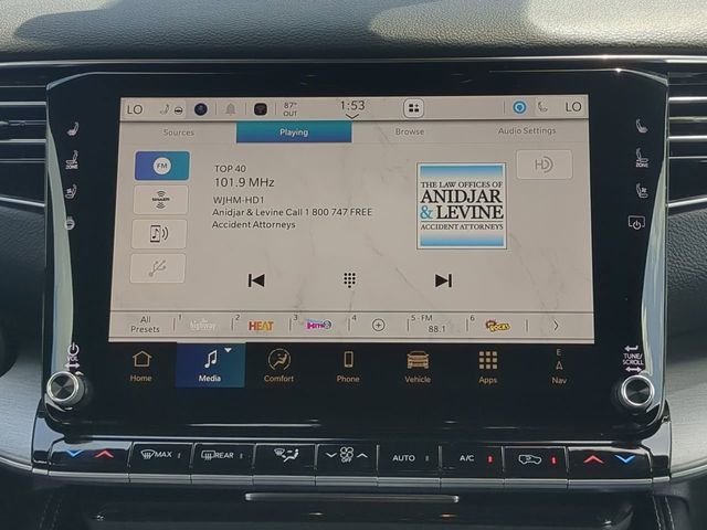 New 2026 Silver-Zynith Exterior Paint Jeep Limited Altitude image 22