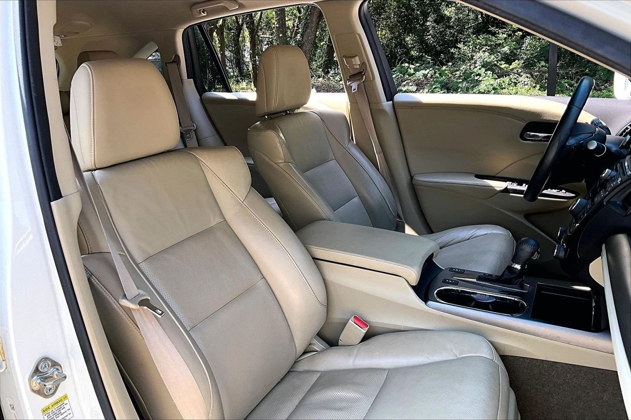 Used 2015  Acura Base image 29