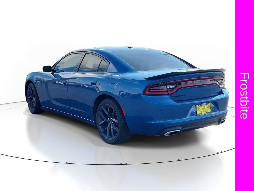 Used 2021  Dodge SXT image 3