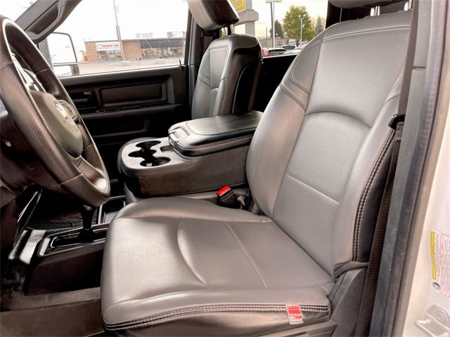 2024 Ram 3500 Tradesman photo 3