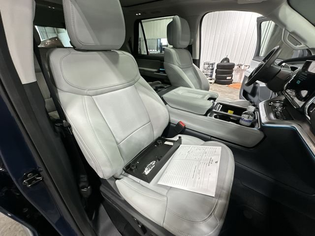 New 2027 Blue Ford Platinum image 32