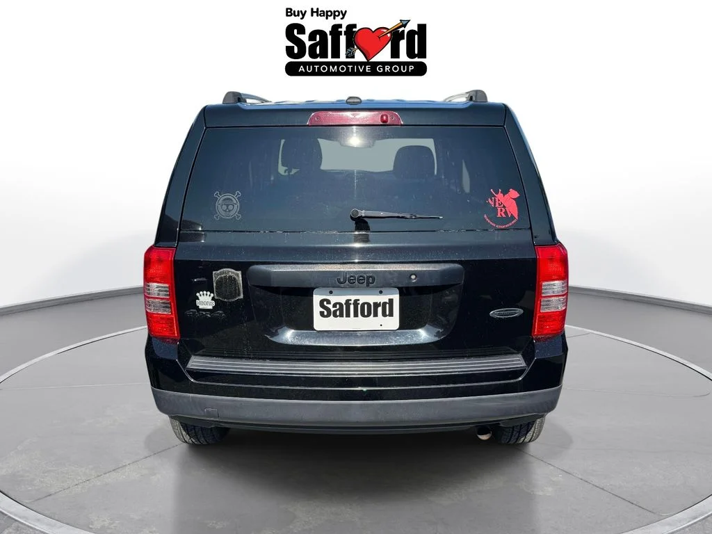 Used 2015 Black Jeep Sport image 3
