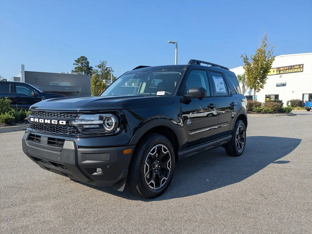 New 2025 Shadow Black Ford Outer Banks image 8