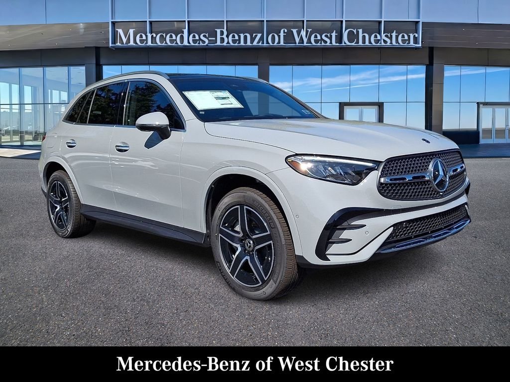 2027 Mercedes-Benz GLC 300 AWD 4MATIC® photo 1