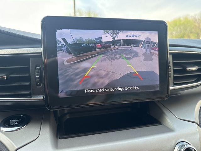 Used 2022 Red Ford XLT image 17