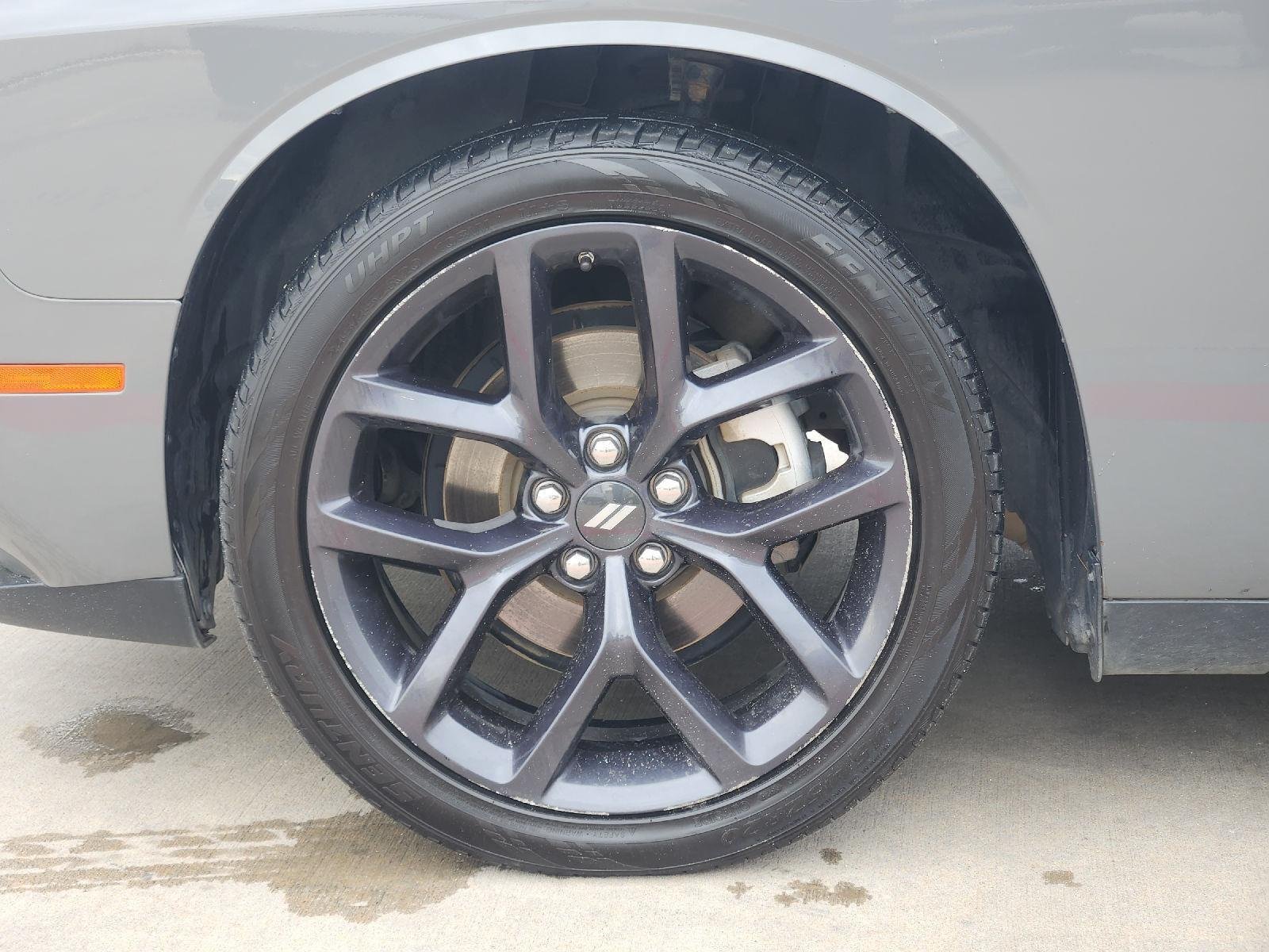 2023 Dodge Challenger photo 10 of 32