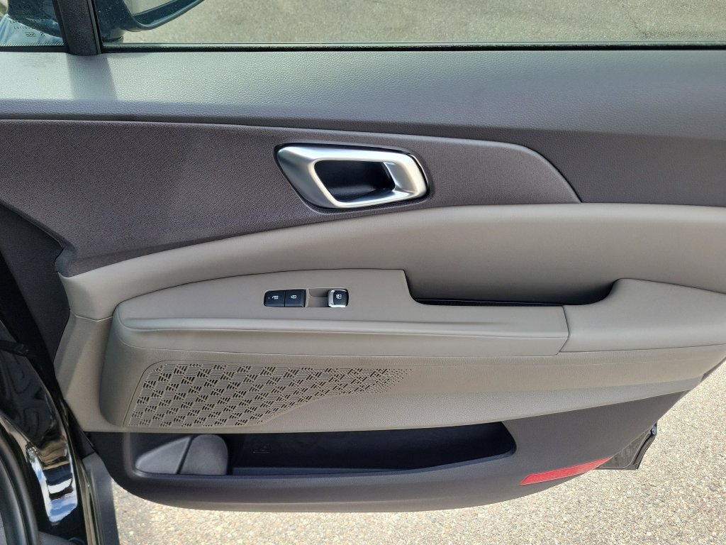 New 2026 Aurora Black Pearl Kia EX image 10