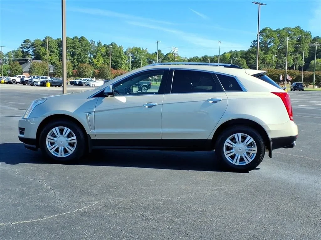 Used 2015 SILVER COAST METALLIC Cadillac Luxury Collection image 3