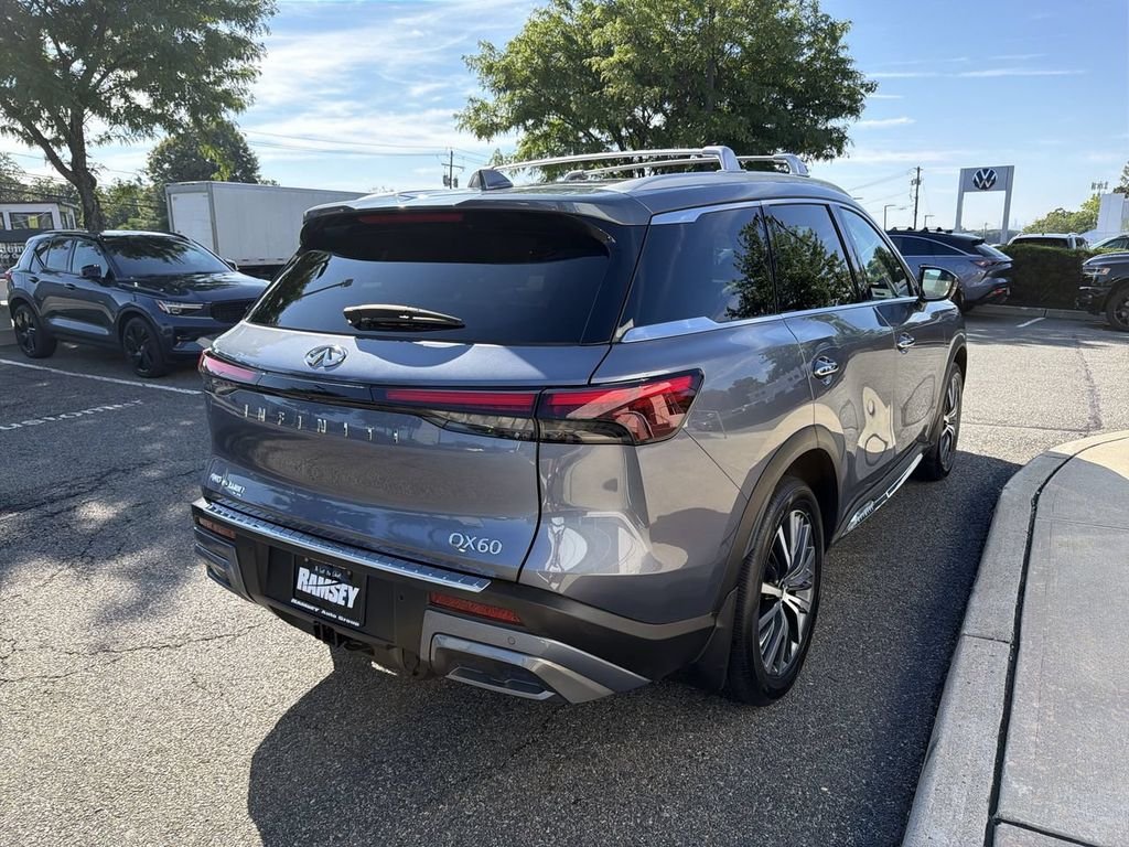 Certified Used 2023 Blue INFINITI Sensory image 8