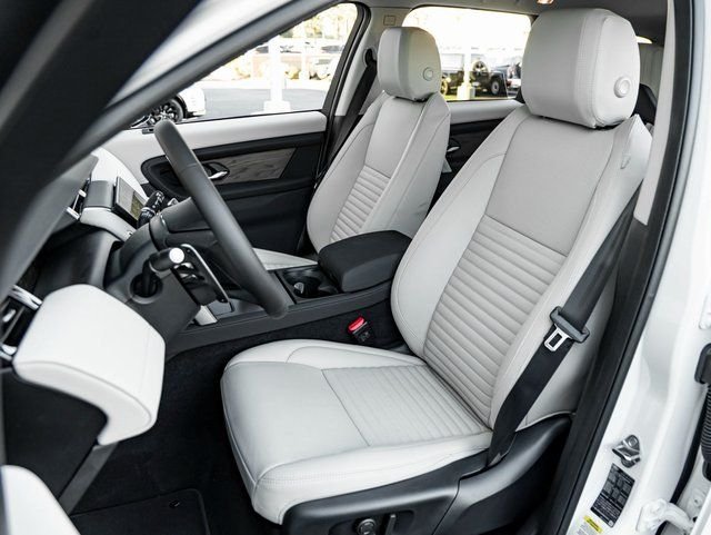 New 2025 Fuji White Land Rover S image 13