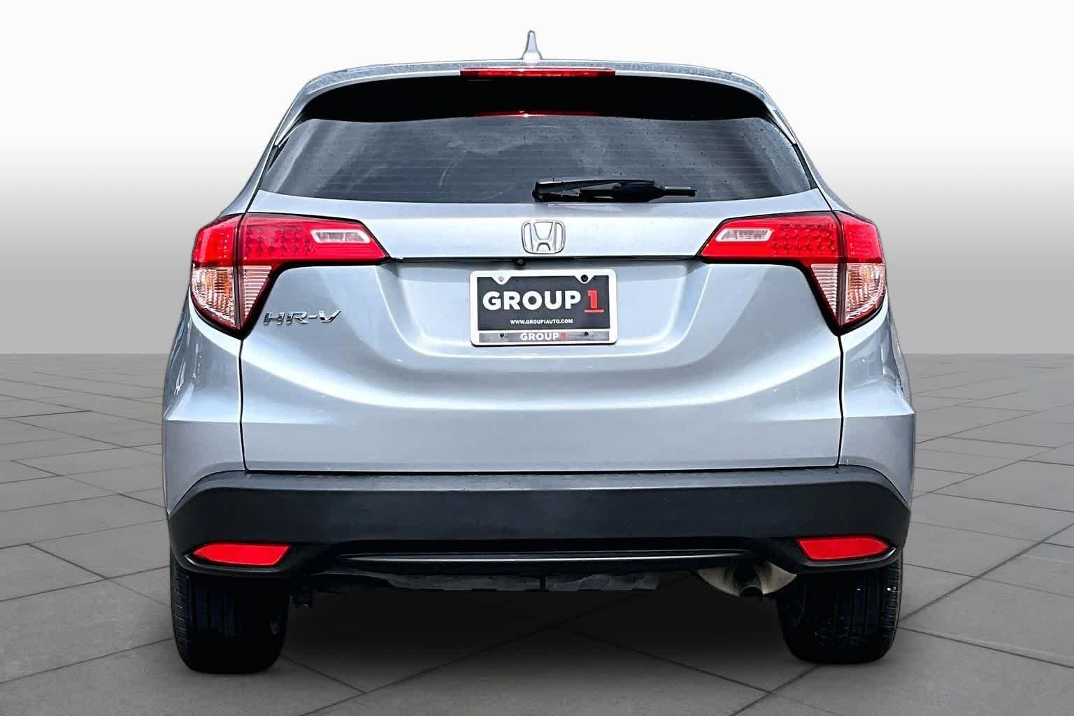 Used 2017 Modern Steel Metallic Honda LX image 5
