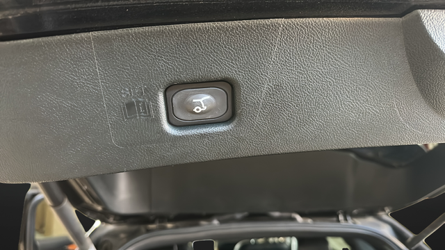 Used 2020 Infinite Black Lincoln Reserve image 36
