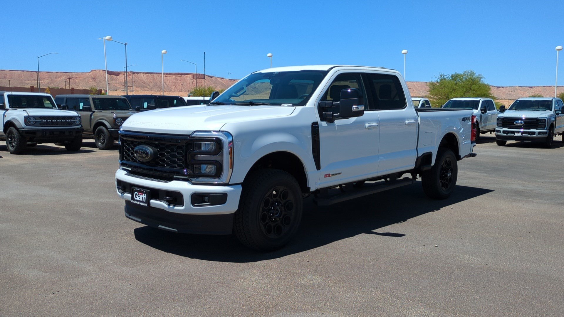 New 2026 Star White Metallic Tri-Coat Ford LARIAT image 7