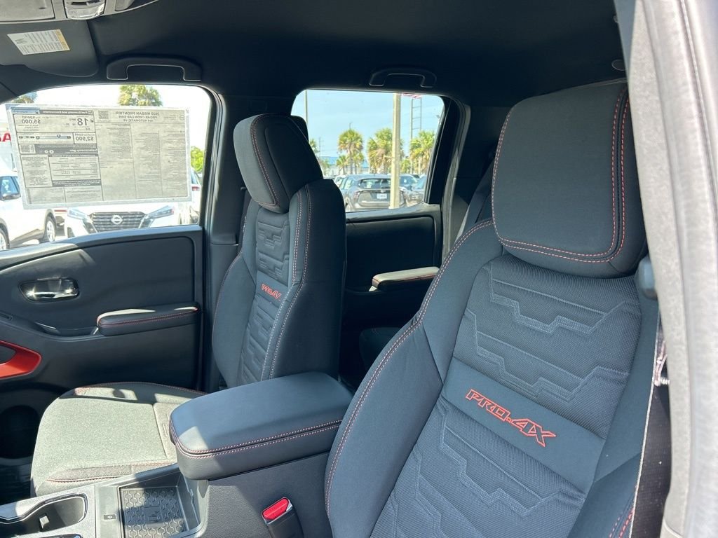 2025 Nissan Frontier PRO-4X - Photo 16
