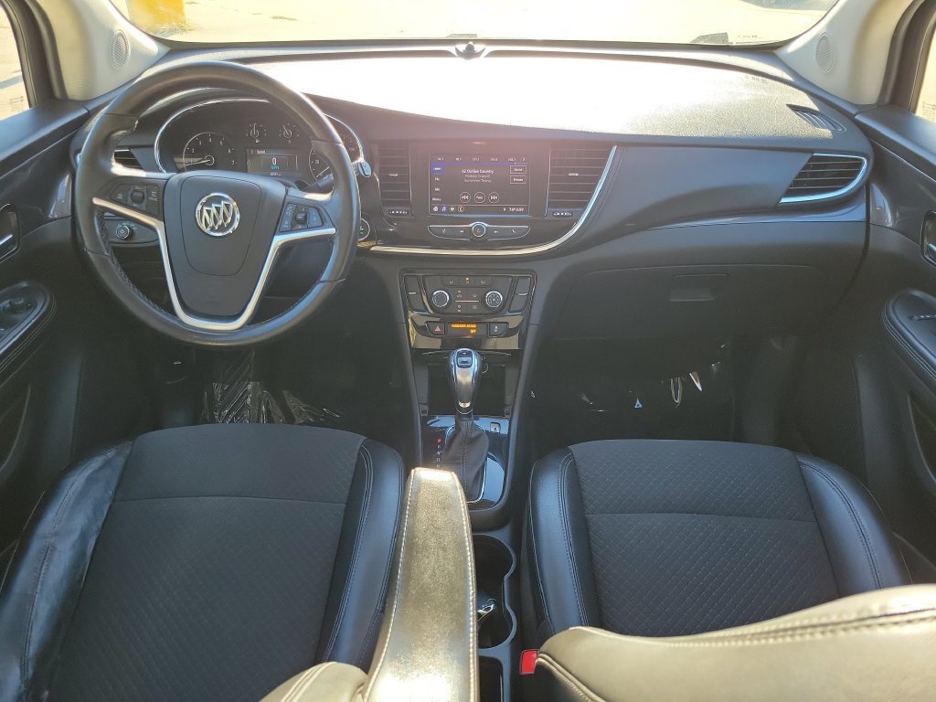 Used 2022 (Includes (MDP) Anthracite lower exterior accent color, Paint code W598F.) Buick Preferred image 10