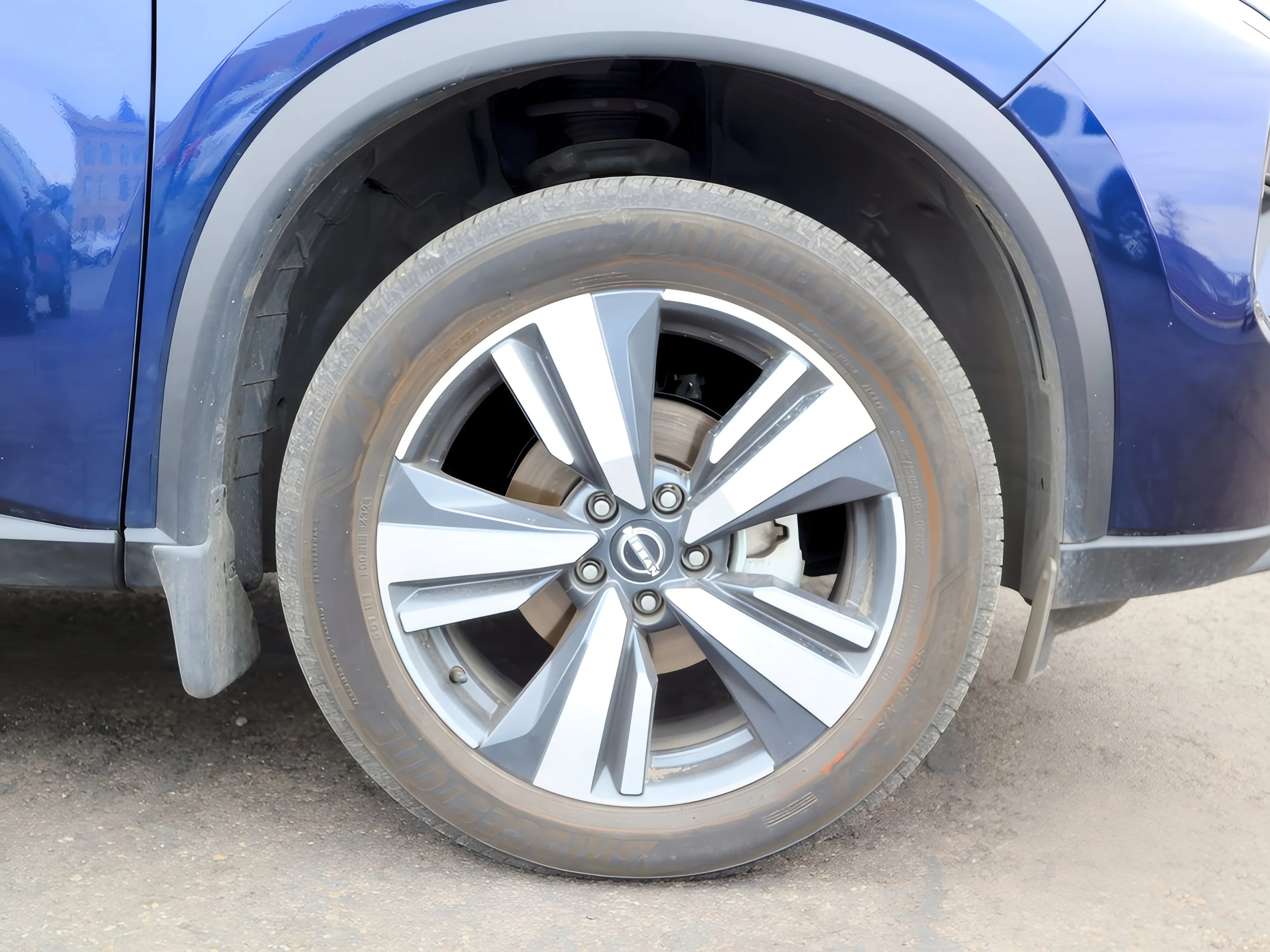 2025 Nissan Rogue SL - Photo 27