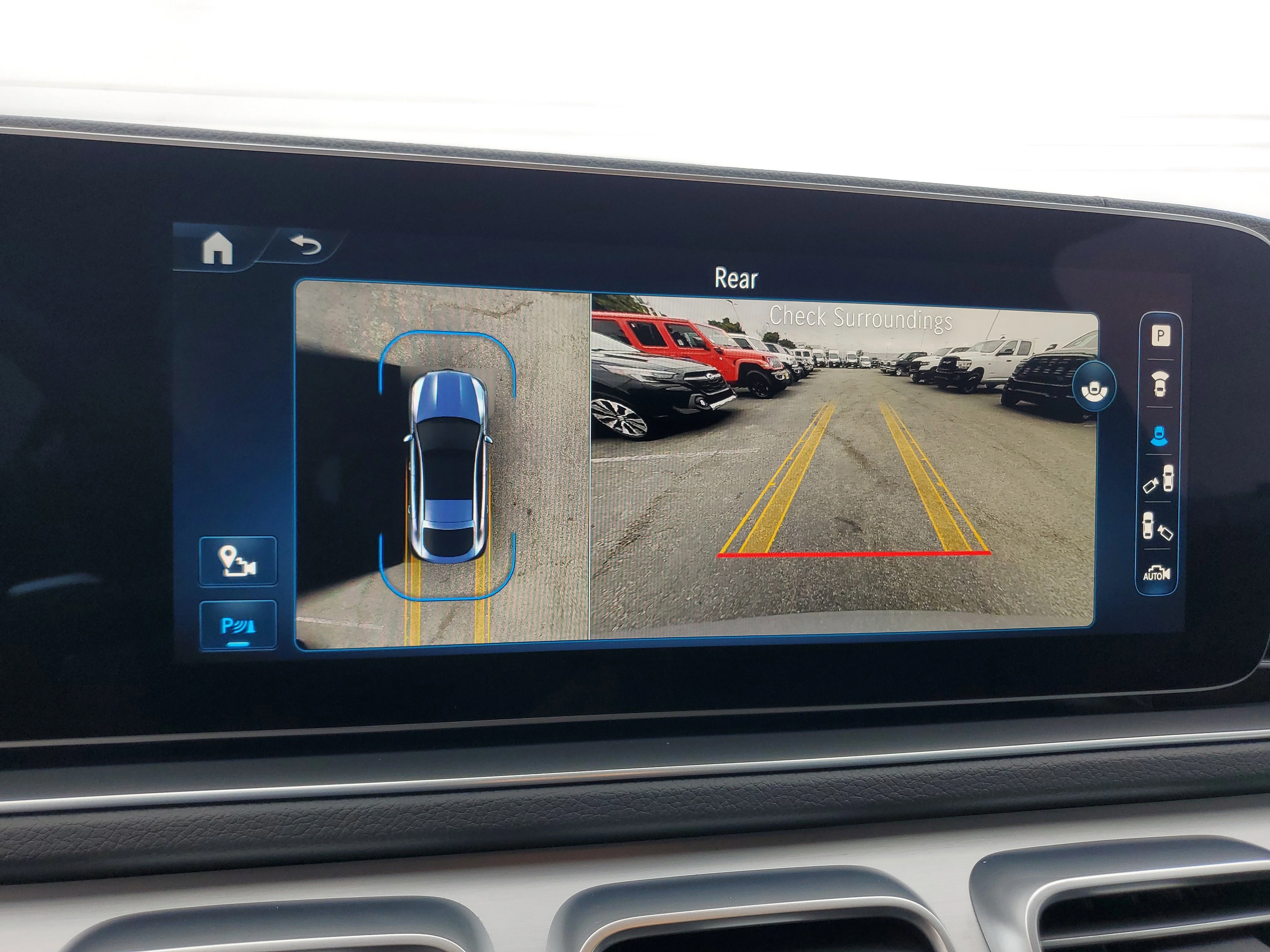 Certified Used 2024  Mercedes-Benz GLE 53 AMG® image 21