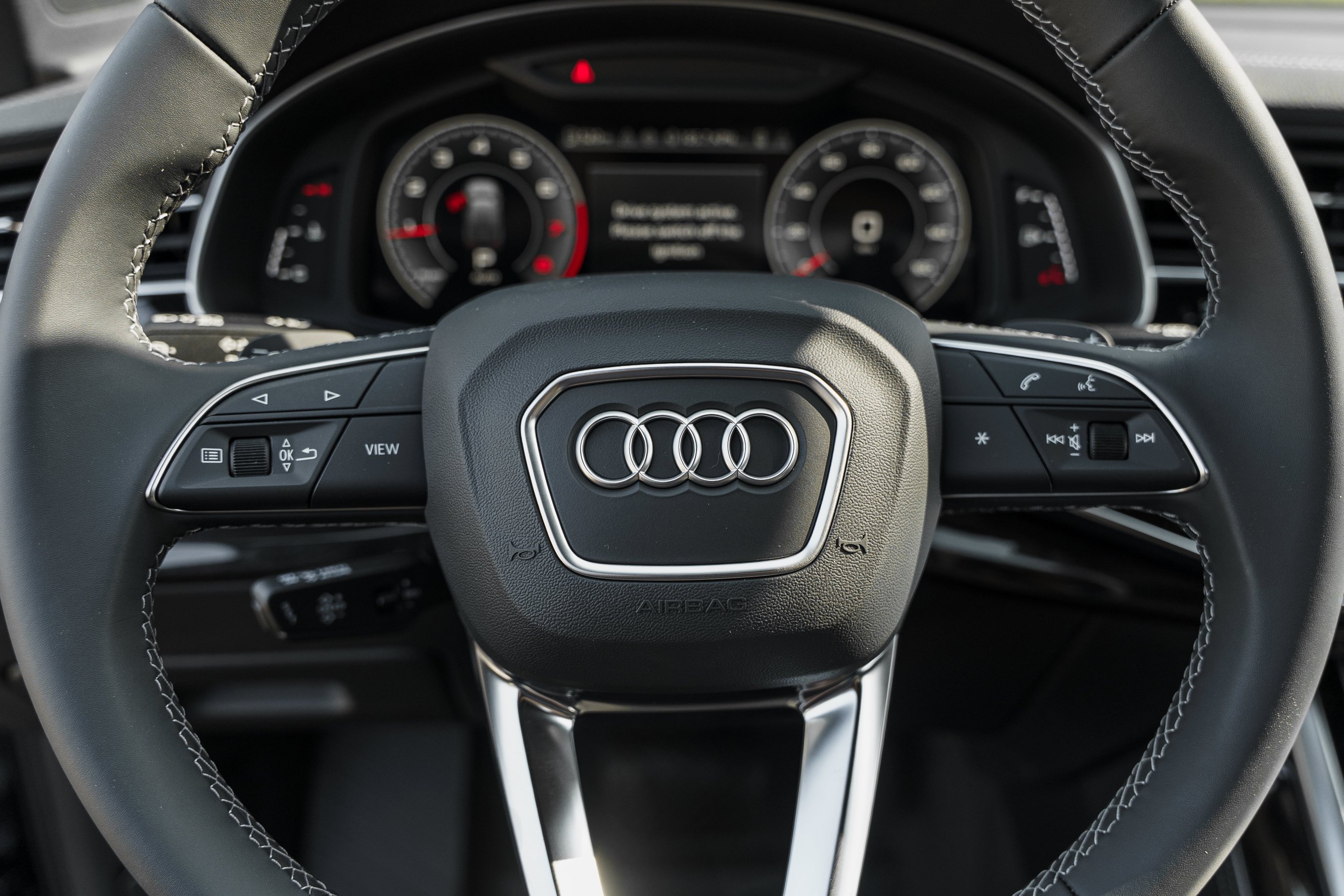 New 2026 MYTHOS BLACK Audi  image 17