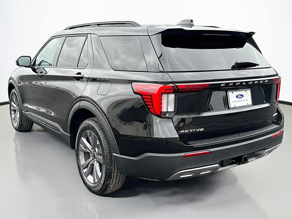New 2026 Agate Black Metallic Ford Active image 11