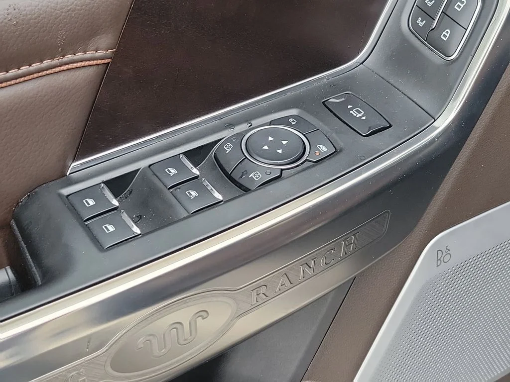 Used 2026  Ford King Ranch image 18