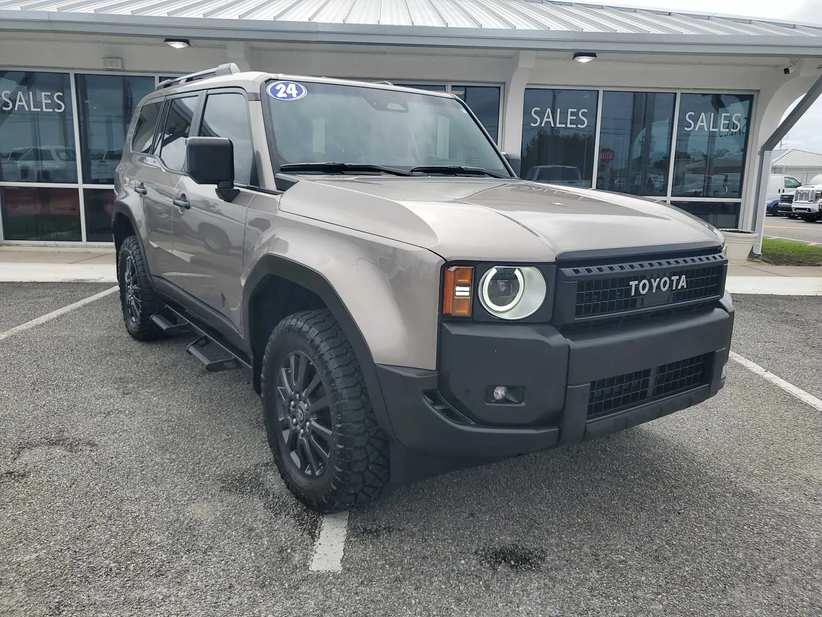 Used 2024 Meteor Shower Silver Toyota  image 11