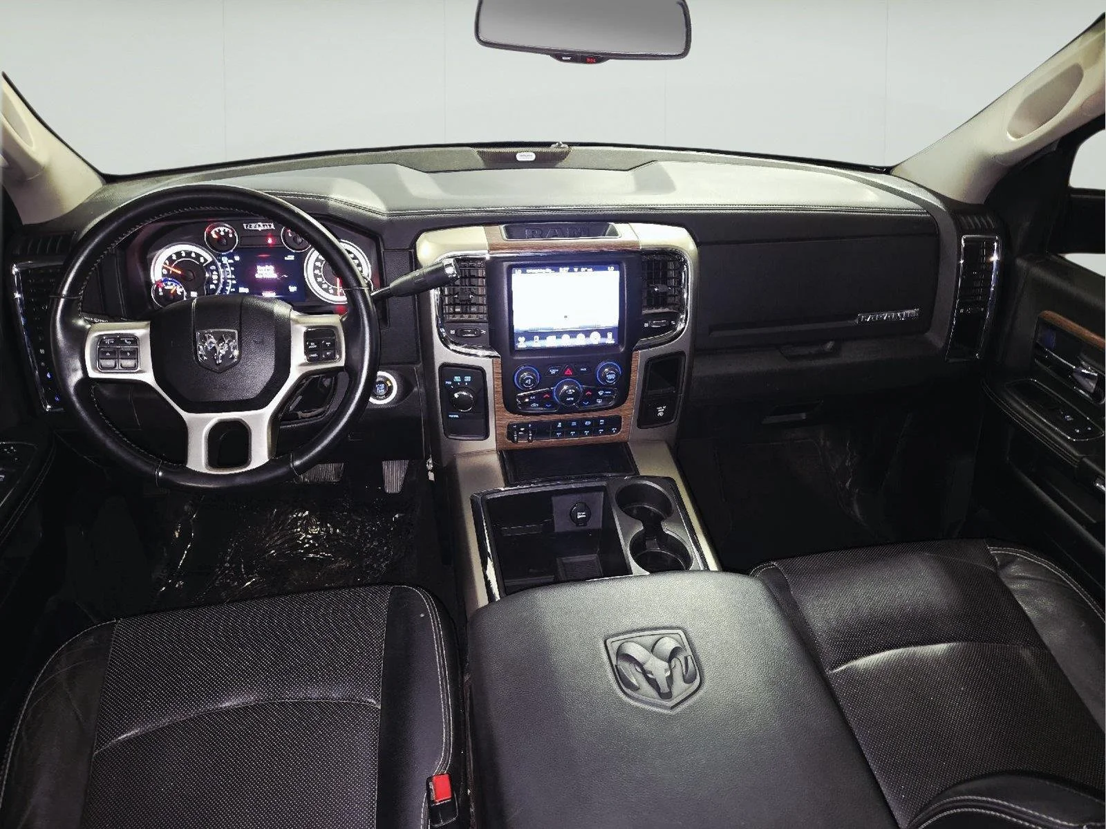 Used 2014 Bright Silver Metallic Clearcoat Ram Laramie image 32