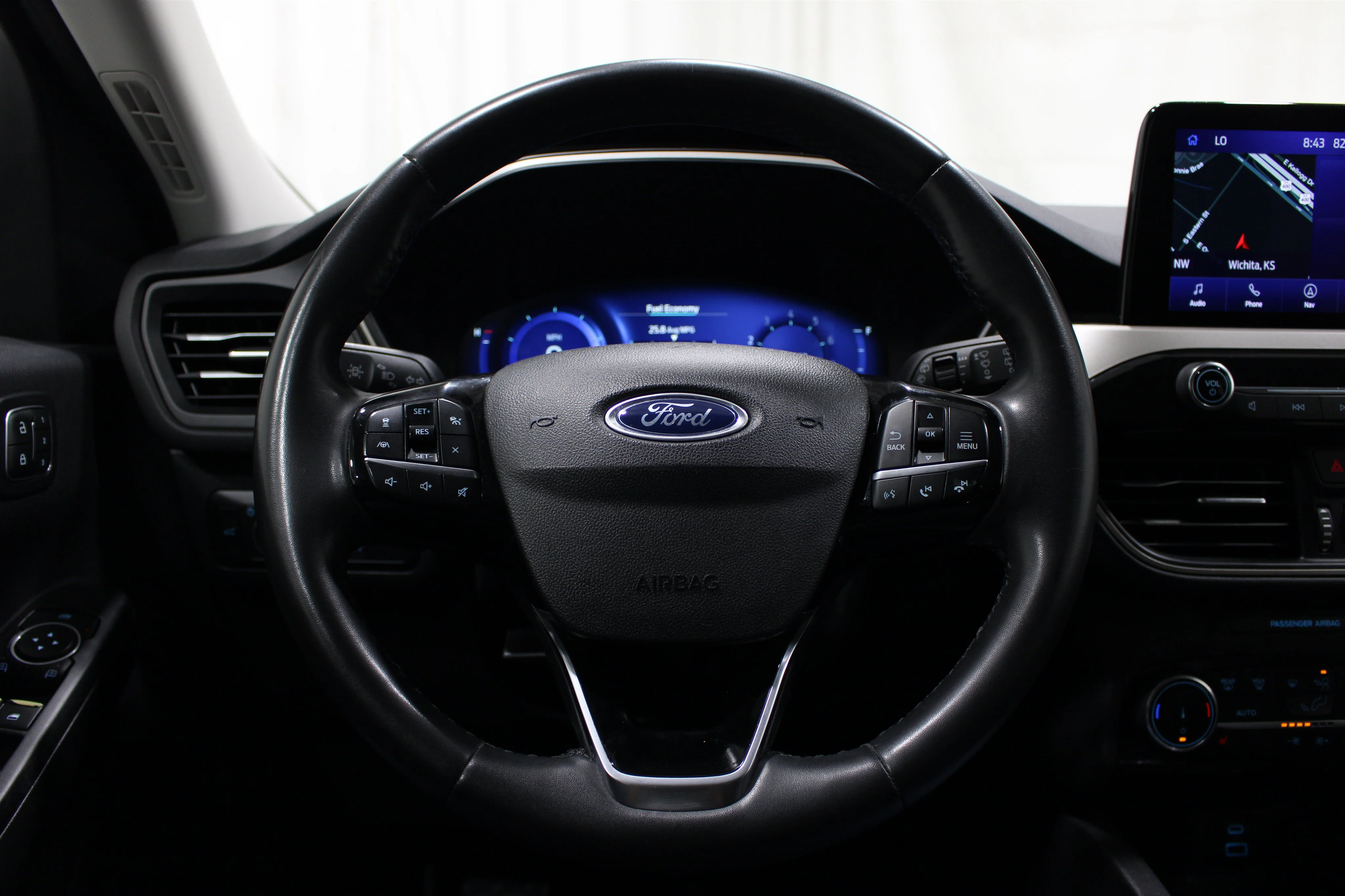 2022 Ford Escape SEL - Photo 11
