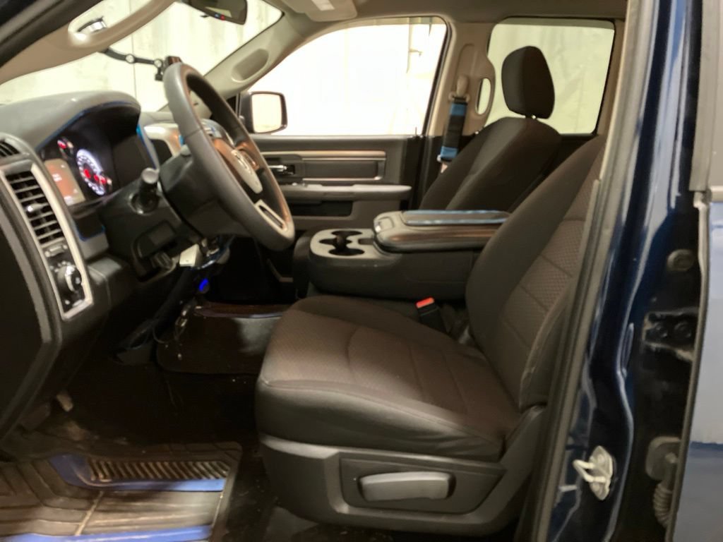 Used 2020 Patriot Blue Pearlcoat Ram Warlock image 4