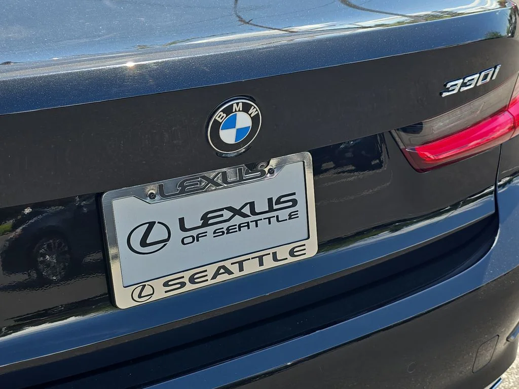 Used 2020 Black BMW 330i image 16