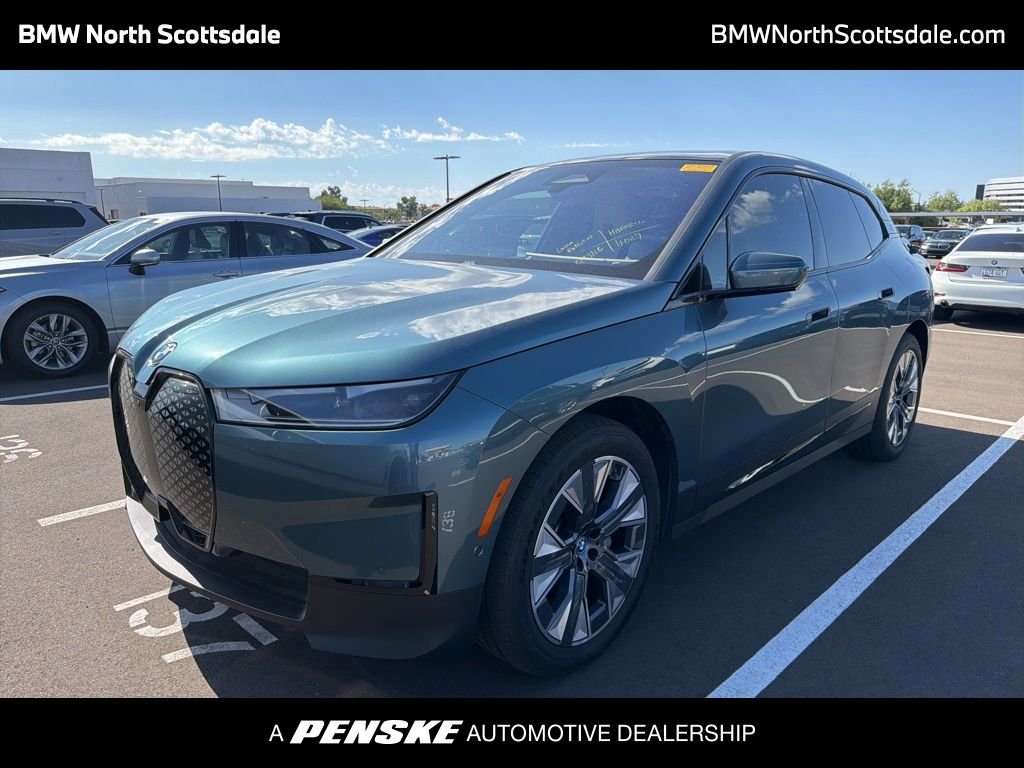 2024 BMW iX xDrive50's photo