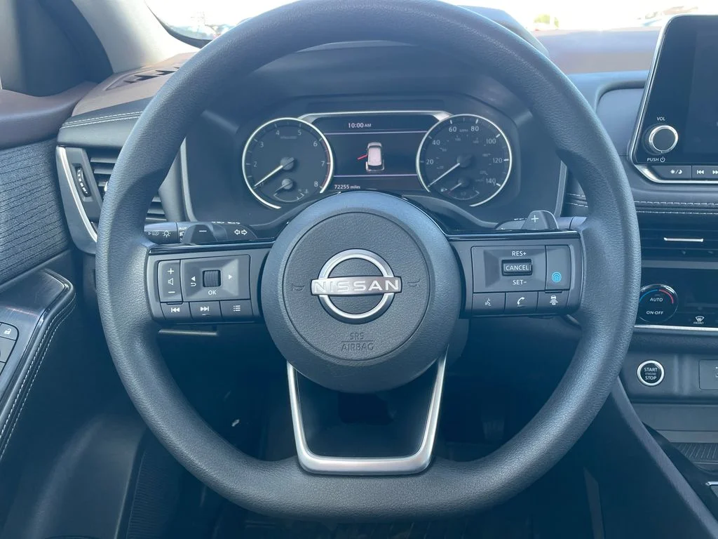 Used 2023 White Nissan SV image 14