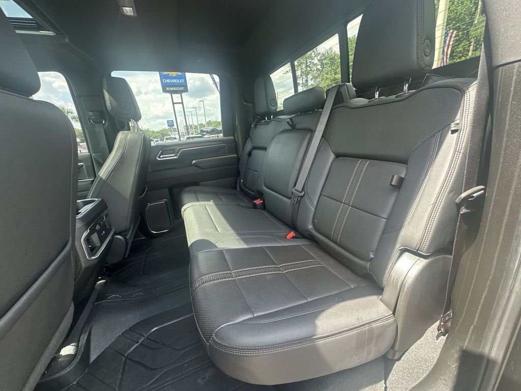 Used 2024 Black Chevrolet High Country image 27