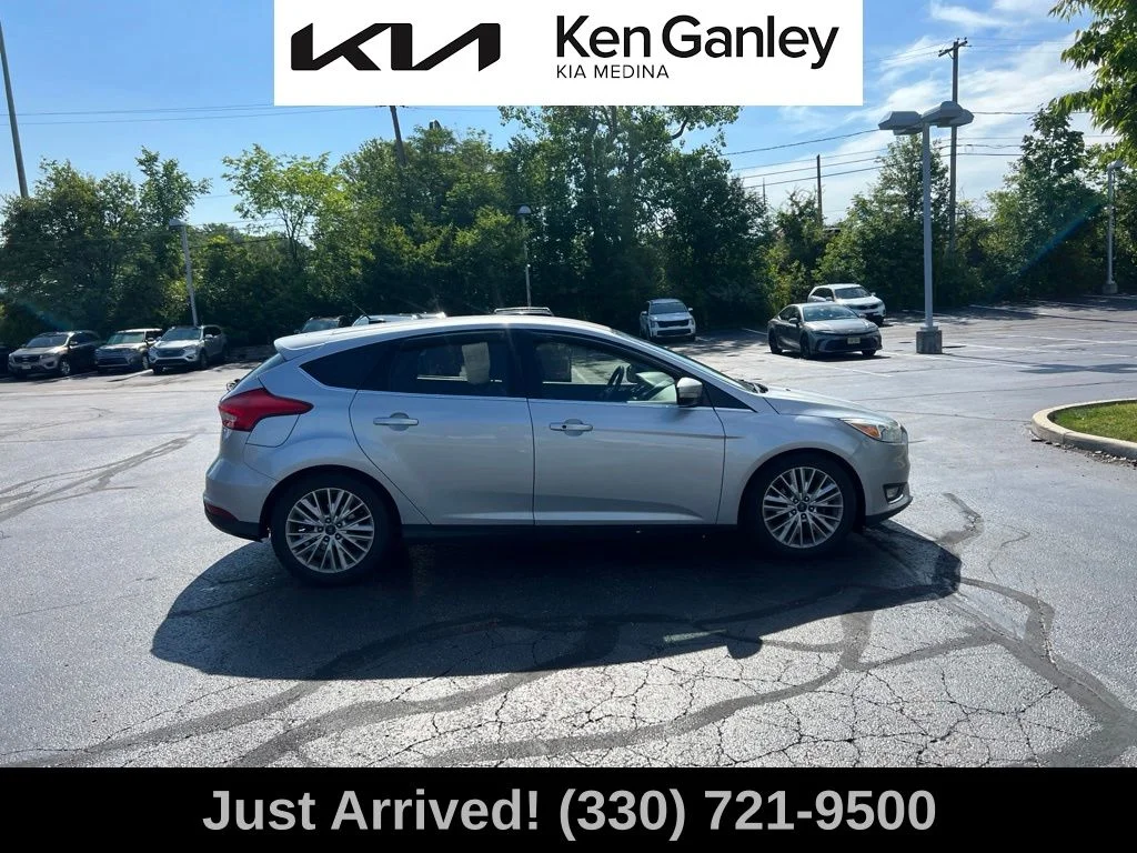 Used 2016 Silver Ford Titanium image 4