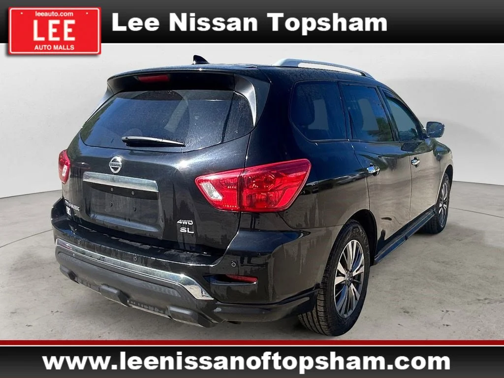 Used 2020 Magnetic Black Pearl Nissan SL image 5