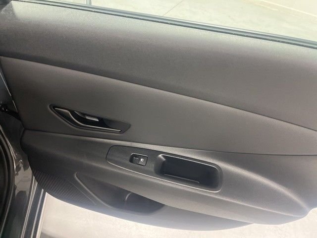 Used 2025 Gray Hyundai SEL Sport image 23