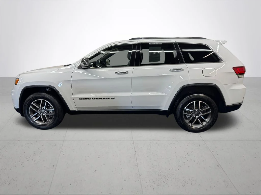 Used 2022 White Jeep Limited image 3