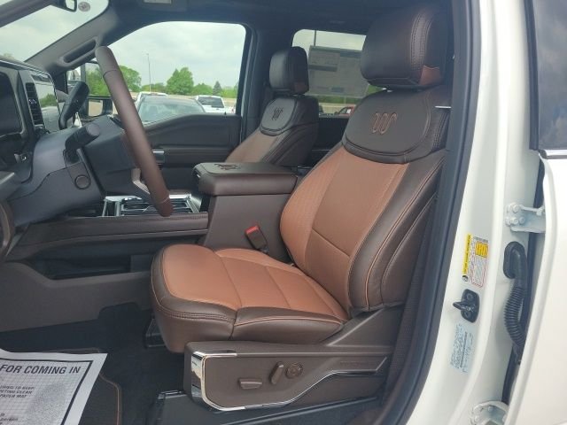 New 2026 Star White Metallic Tri-Coat Ford F-250® King Ranch® image 66